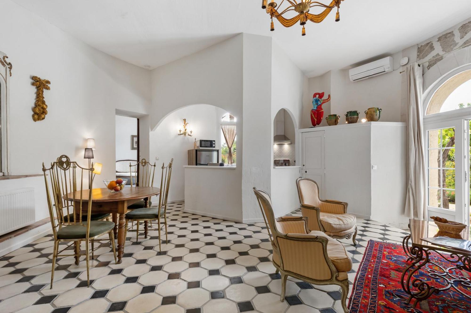 Chateau Hermitage De Combas Aparthotel Servian Εξωτερικό φωτογραφία