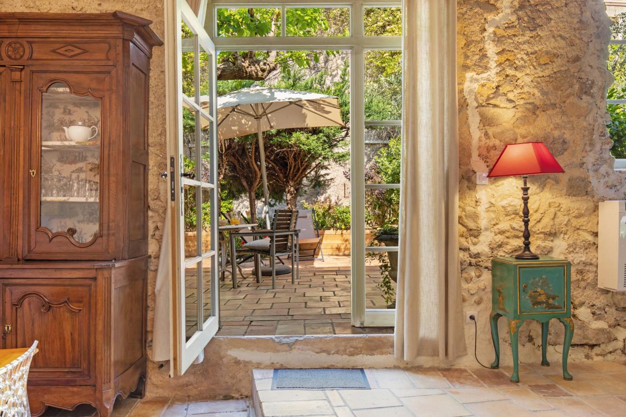 Chateau Hermitage De Combas Aparthotel Servian Εξωτερικό φωτογραφία