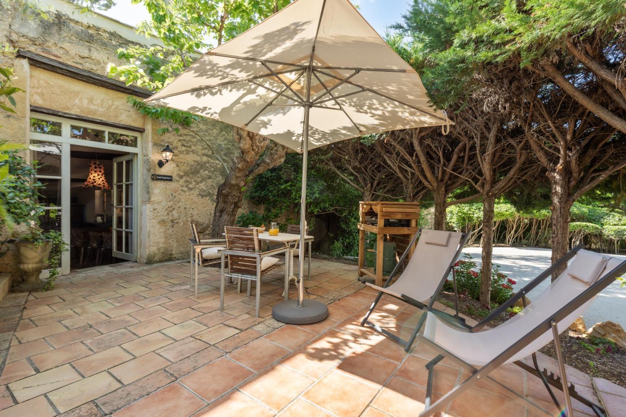 Chateau Hermitage De Combas Aparthotel Servian Εξωτερικό φωτογραφία