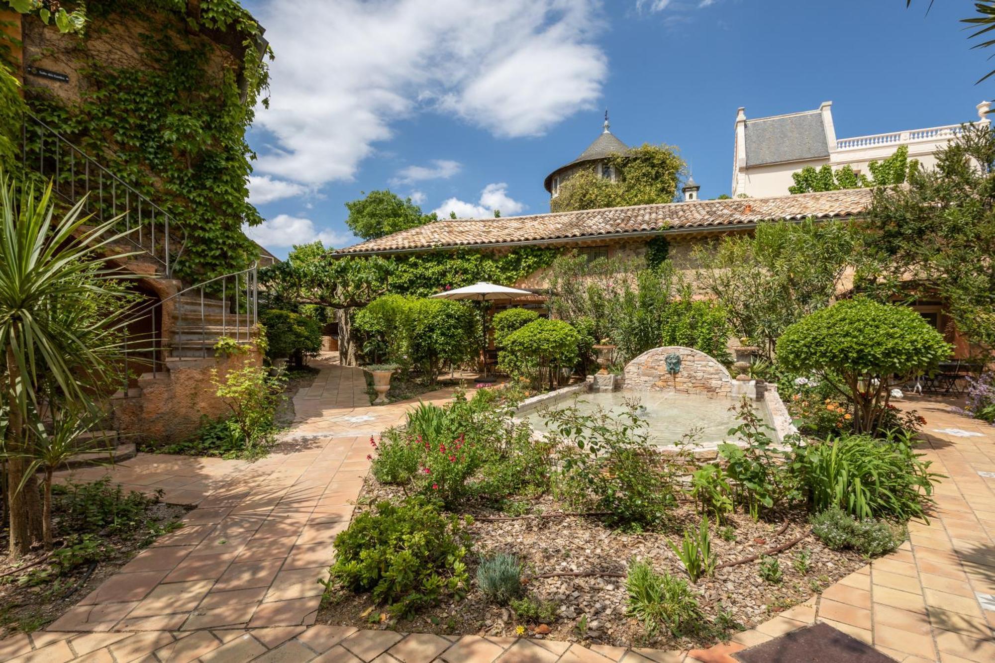 Chateau Hermitage De Combas Aparthotel Servian Εξωτερικό φωτογραφία